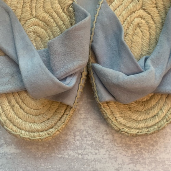 Splendid Suede Buckle Bow Front Sandals - Picture 2 of 7